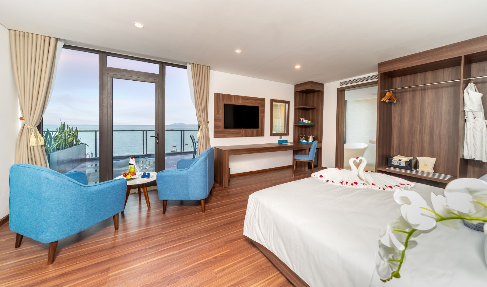 Phòng Honeymoon Suite Ocean View